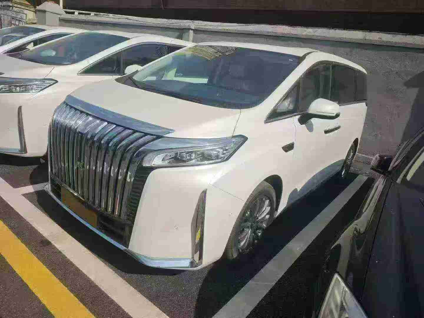 魏牌高山 有大座椅 23款四驱旗舰 全新车 混动 四驱 24年产